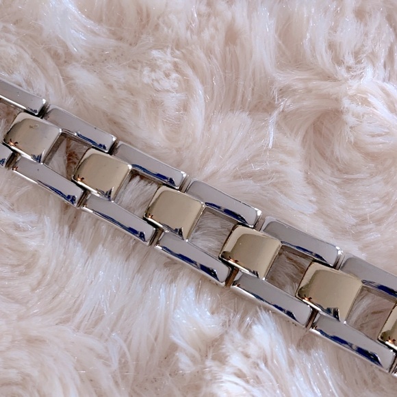 Stainless Steel Two Tone Link Bracelet Bracelet - Picture 5 of 6
